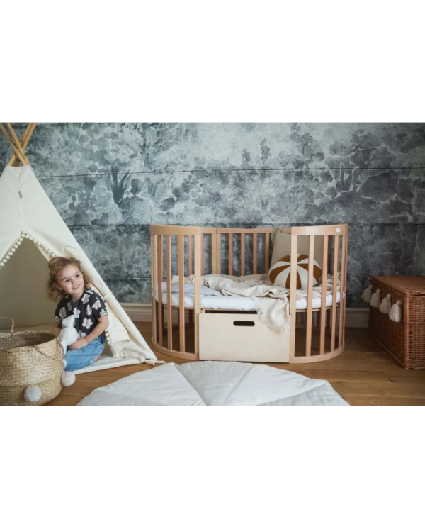 Ovali 7in1 daugiafunkcinė medinė kūdikio lovytė