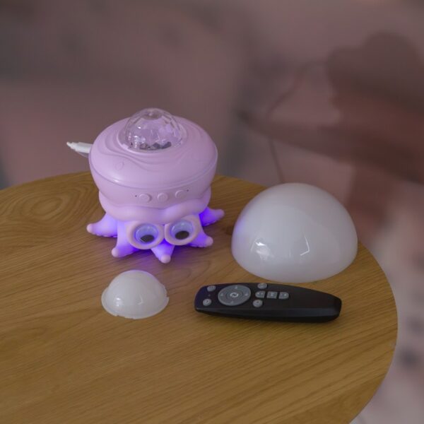 mary-s-projektor-osmiornica-rgb-z-bluetooth-speaker-029ab56f0b97420a91f0758db012ba18-201d2ec5 RGB šviesų projektorius - „Octopus“